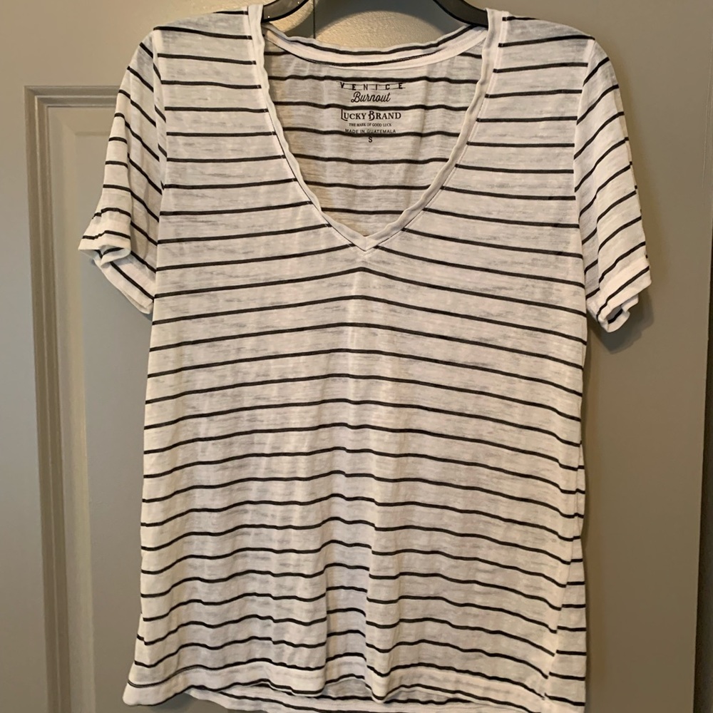 Lucky Brand T-shirt